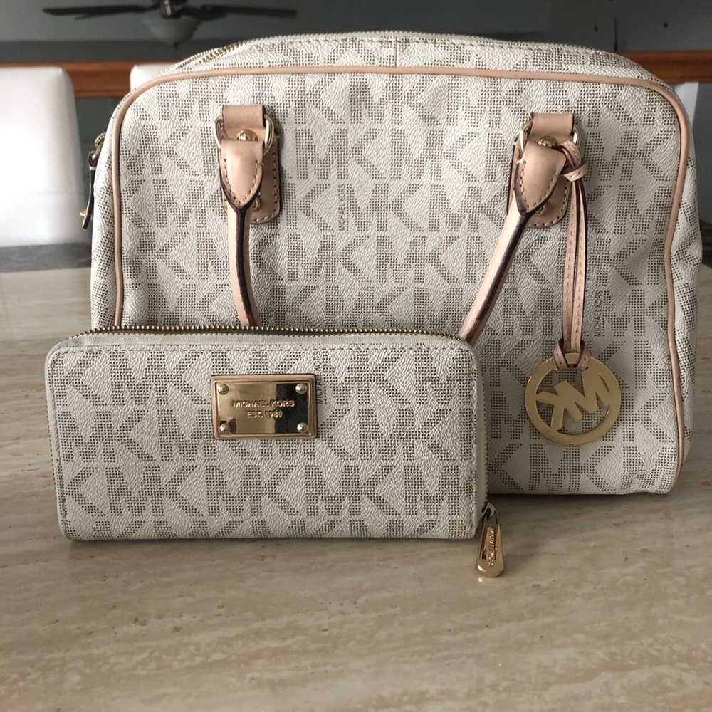 Michael Kors handbag with matching purse